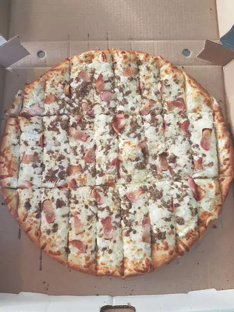 Peg's Pizza